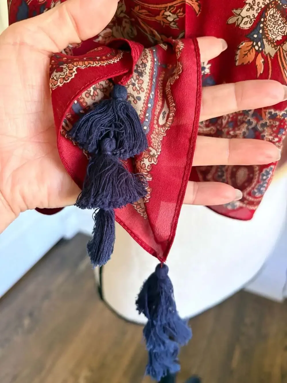 Lucky Brand 100% Silk Red Floral Paisley Tassel Wrap Scarf EUC
